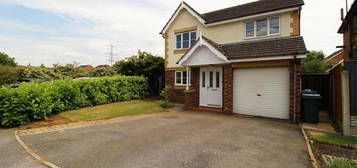 4 bedroom detached house to rent