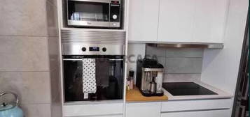 Apartamento T2 Remodelado em Esgueira