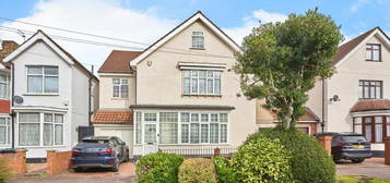 6 bedroom detached house for sale