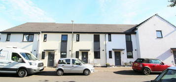 2 bedroom terraced house