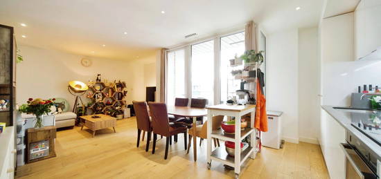 Flat for sale in 48 Capitol Way, London NW9