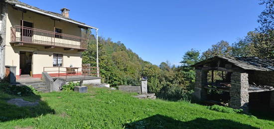 Terratetto plurifamiliare via Cave, Bagnolo Piemonte