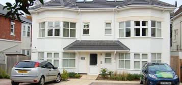 2 bedroom ground floor flat