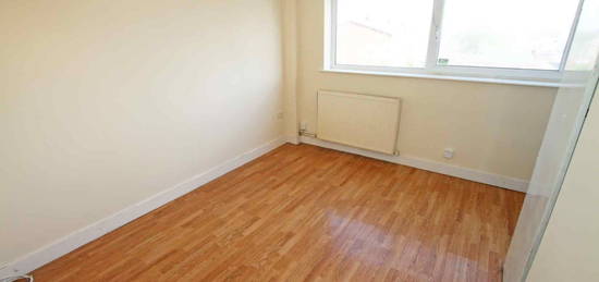 2 bed flat to rent