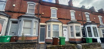 Terraced house to rent in Loscoe Road, Carrington, Nottingham NG5