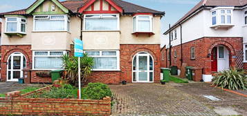 3 bed semi-detached house for sale