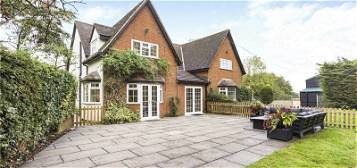 Detached house to rent in Epping Green, Hertford, Hertfordshire SG13