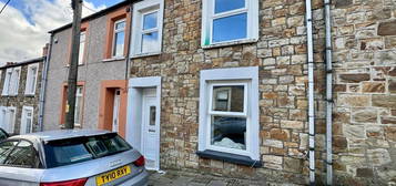 3 bed terraced house for sale