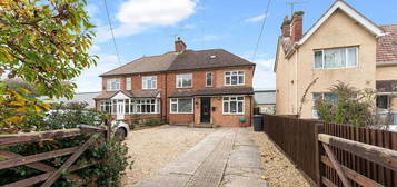 4 bedroom semi-detached house for sale