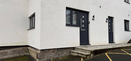 Flat to rent in Parkers Way, Totnes TQ9