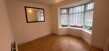 Property to rent in Edilom Road, Manchester M8