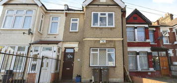 1 bedroom ground floor flat for sale