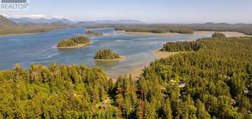 1076 Pacific Rim Hwy, Tofino, British Columbia