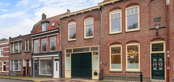 Herenstraat 32