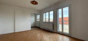 Appartement T1 - 35 m² avec parking et cave en centre-ville