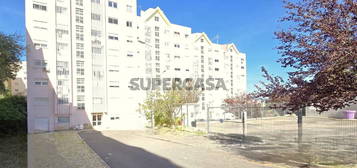 Apartamento T1 em Loures