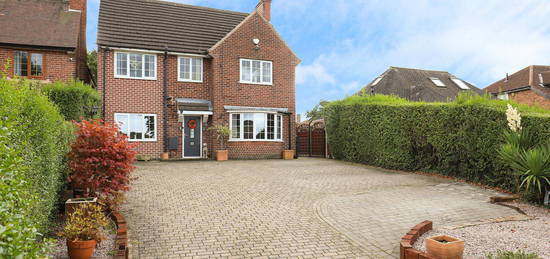 3 bed detached house for sale