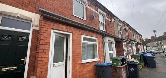 2 bedroom terraced house