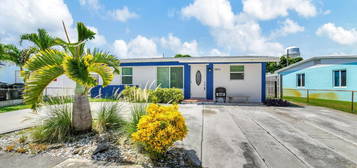 2011 Park St, Lake Worth Beach, FL 33460