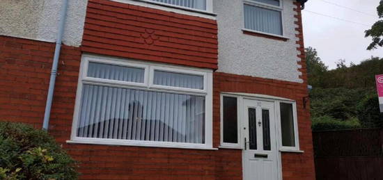 3 bedroom semi-detached house