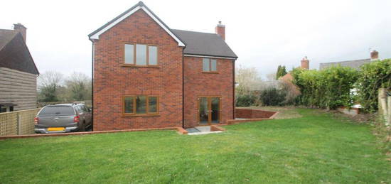 3 bedroom detached house