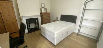 1 bedroom house share