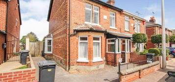 3 bedroom semi-detached house