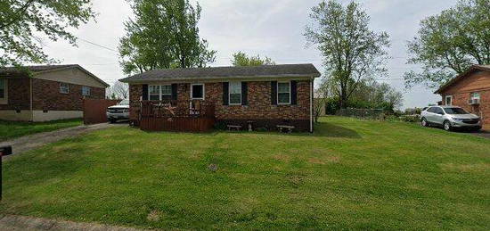 127 Static Rd   N, Paris, KY 40361