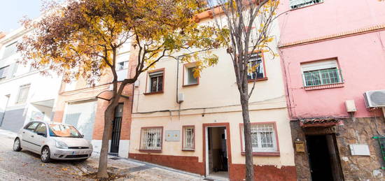 Casa adosada en venta en Calle Los Ángeles, Barrio Torrero