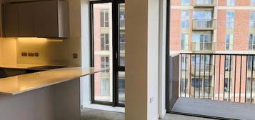 Flat to rent in Hulme Street, Salford M5