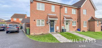 2 bed semi-detached house for sale