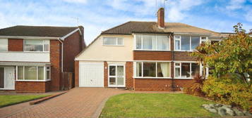 3 bedroom semi-detached house for sale