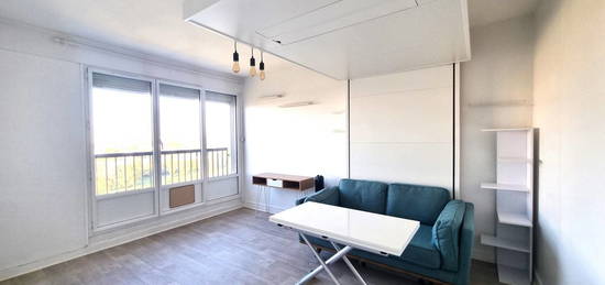 Studio meublé  à louer, 1 pièce, 26 m², Étage 11/15