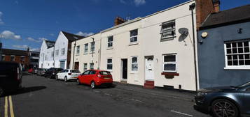 4 bedroom terraced house