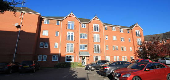 Flat to rent in Harrison Drive, Crewe CW1