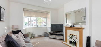 Property to rent in Hazlemere Gardens, Worcester Park KT4