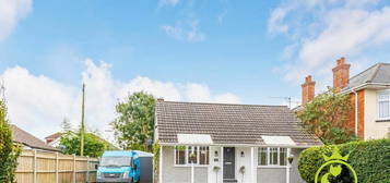 2 bedroom detached bungalow for sale