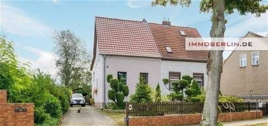 IMMOBERLIN.DE - Brillant ausgebautes Haus mit Gartenparadies in harmonischer Lage
