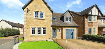 4 bedroom detached house