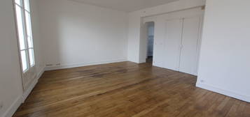 Appartement  à louer, 3 pièces, 2 chambres, 70 m²