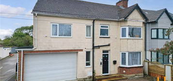 5 bed semi-detached house for sale