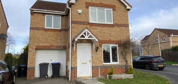 3 bed detached house for sale