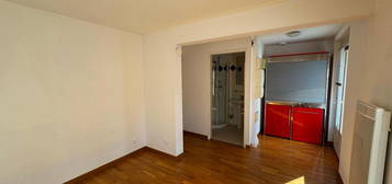 Location appartement 1 pièce 16 m²