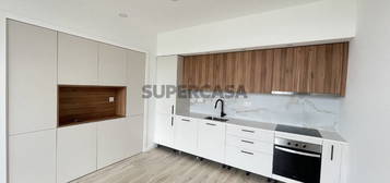 Apartamento T2 , novo, Esgueira