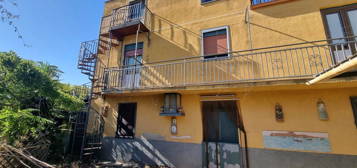 Casa indipendente in vendita a San Cataldo Scalo - Prestianni