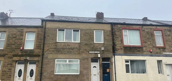 Flat to rent in North View Terrace, Gateshead NE10