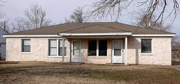 1306 Ritchie Ave, Enid, OK 73703