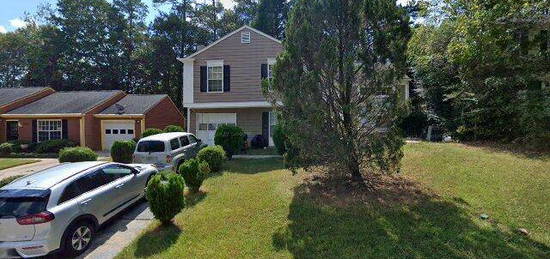 6291 Laurel Post Dr, Lithonia, GA 30058