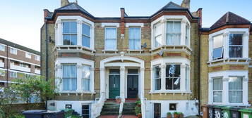 Flat for sale in Jerningham Road, New Cross SE14