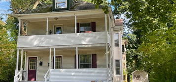 30-32 Sadler Ave, Pittsfield, MA 01201